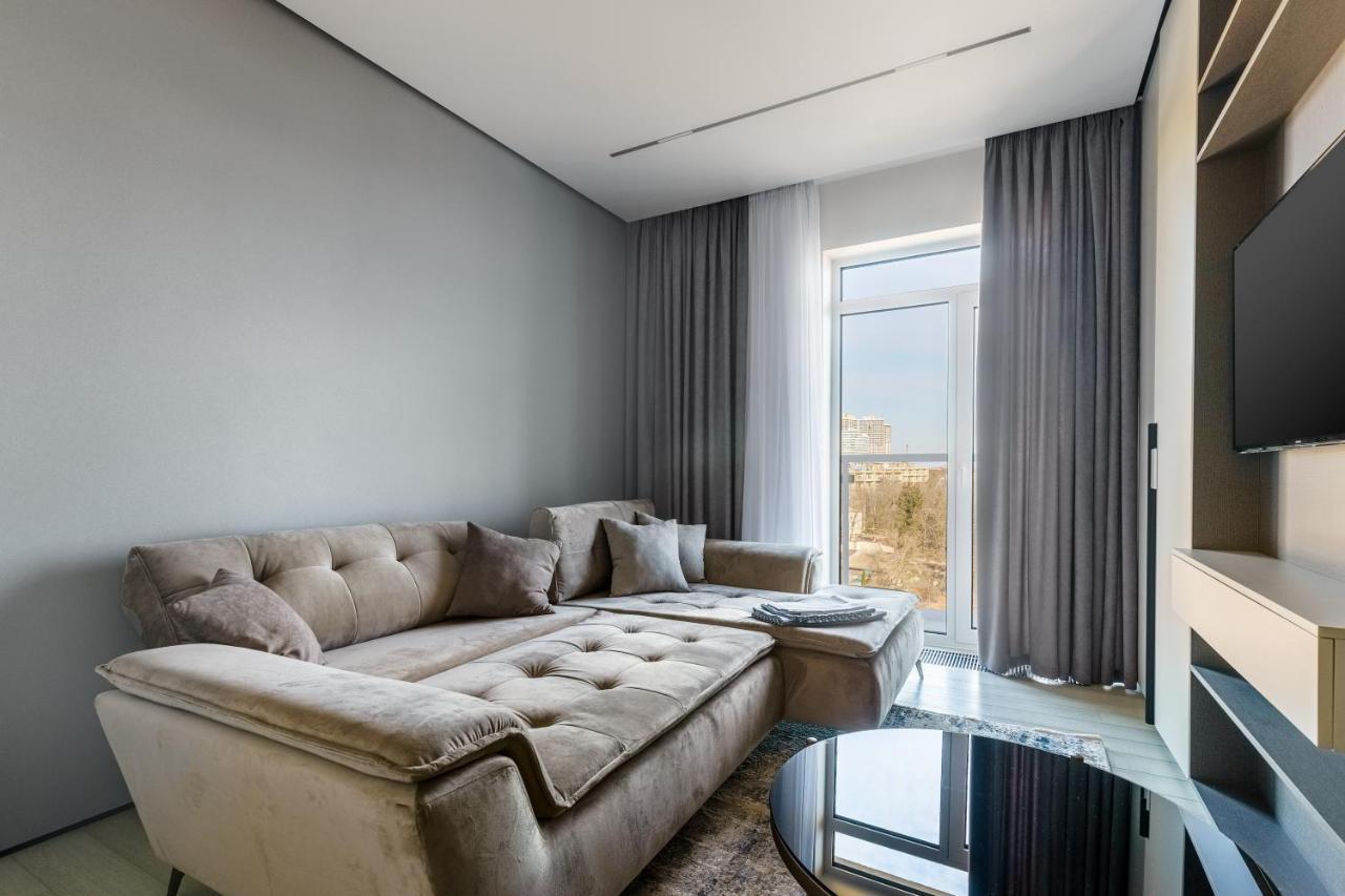 Luxury Waterfront 3-Bedrooms Apartment 敖德萨 外观 照片
